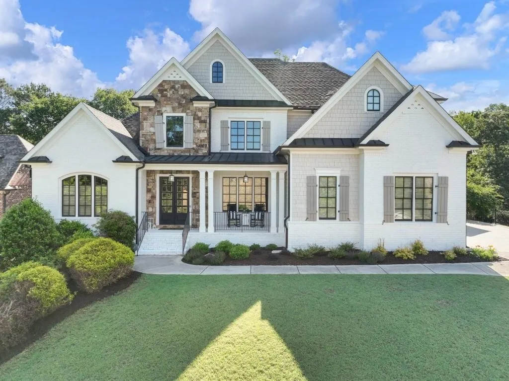 Hoschton, GA 30548