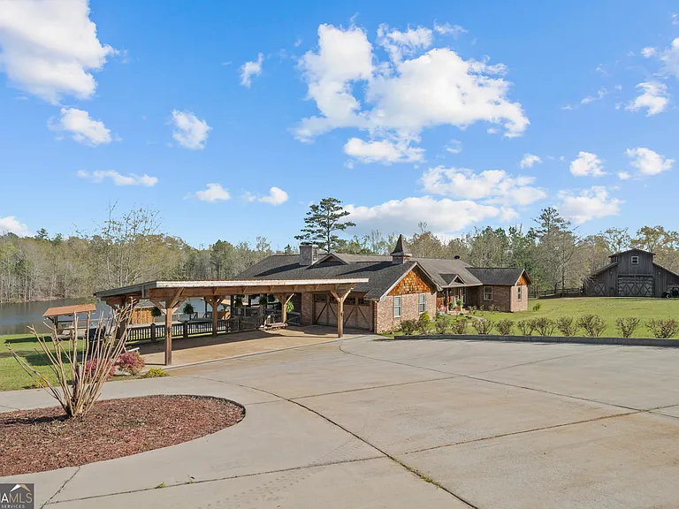 Irwinton, GA 31042